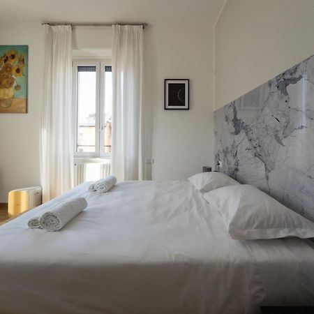 Rrrapido Holy Suites And Rooms - Via Sardegna Milano Dış mekan fotoğraf