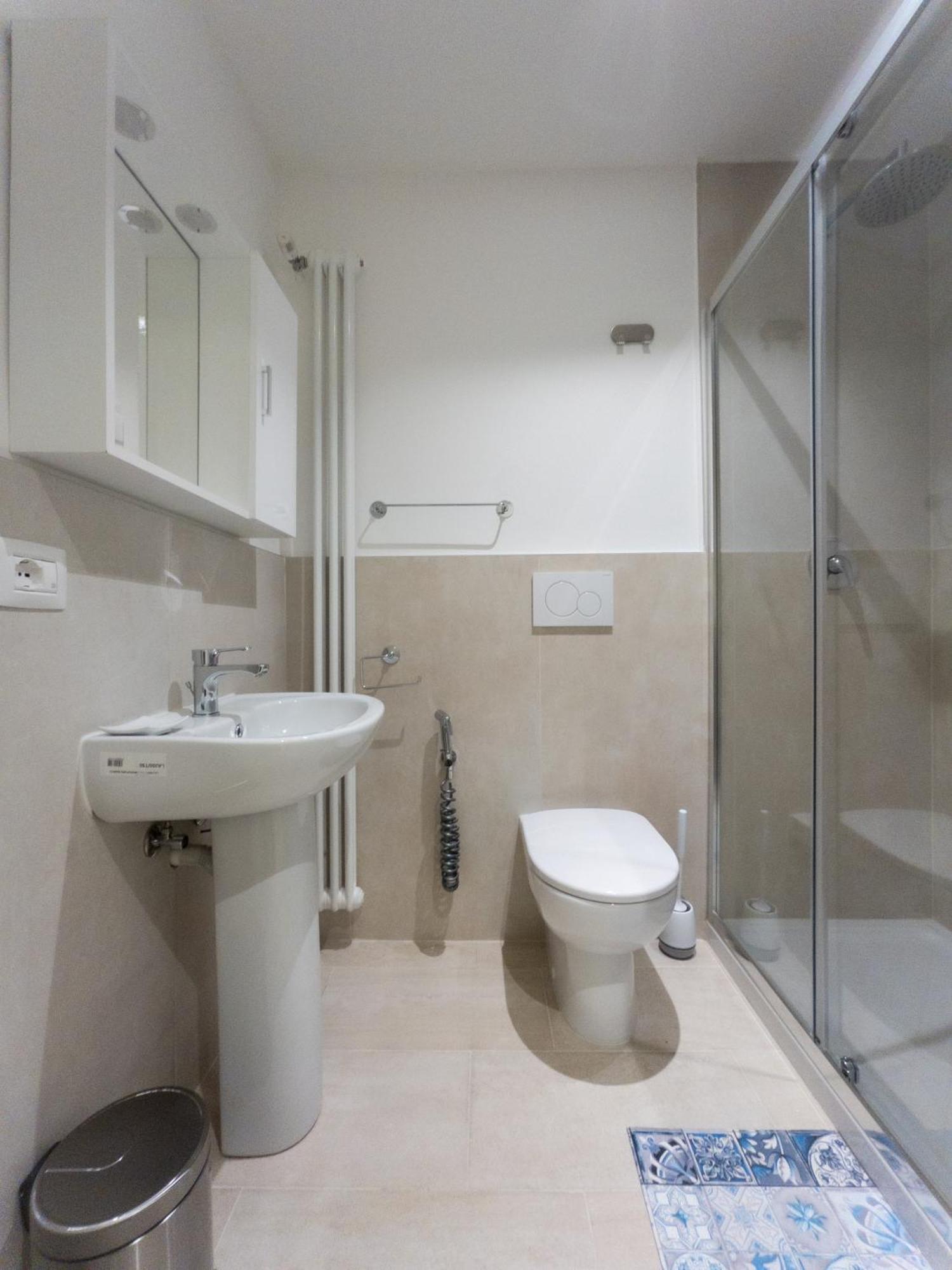 Rrrapido Holy Suites And Rooms - Via Sardegna Milano Dış mekan fotoğraf