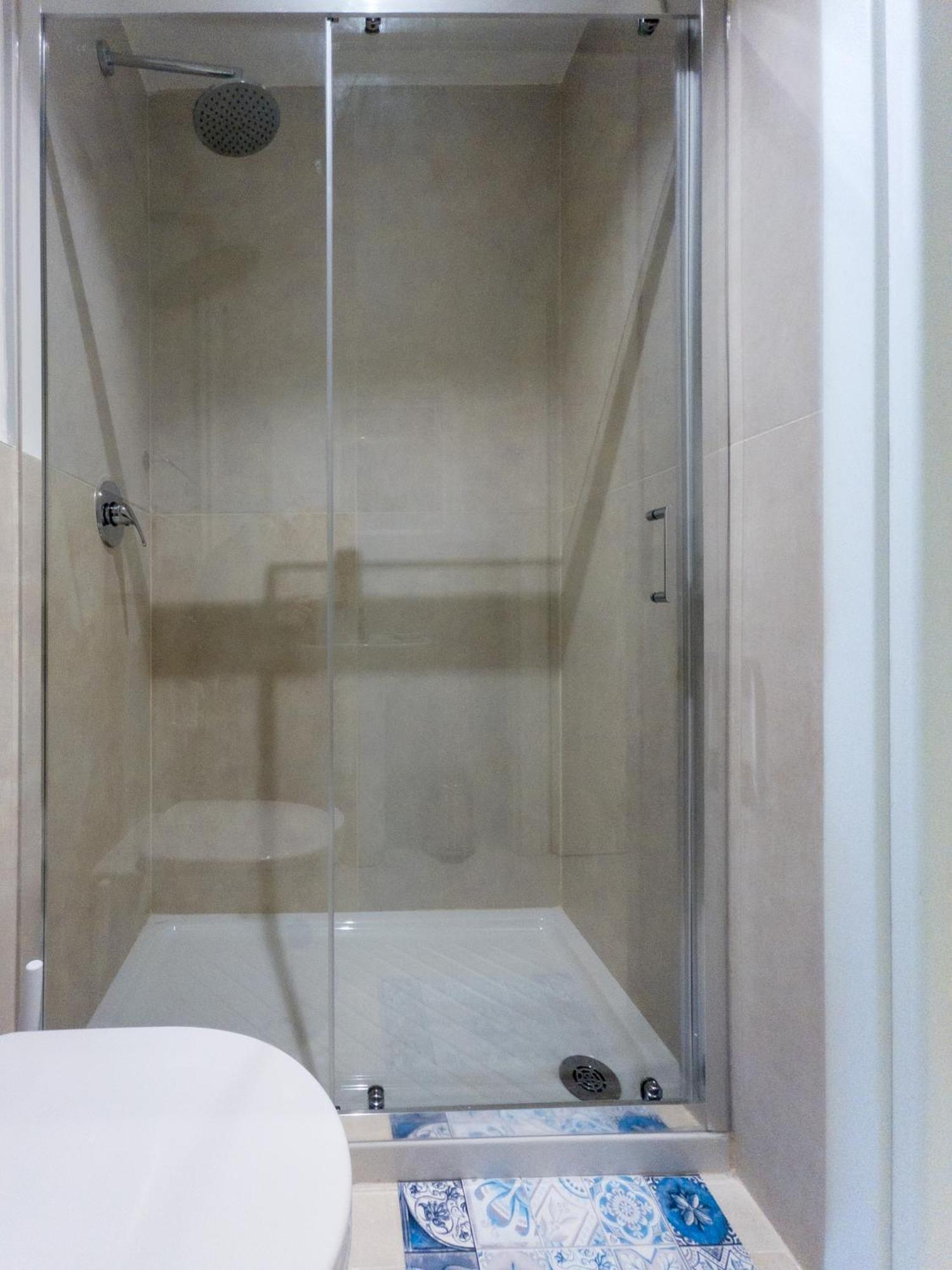 Rrrapido Holy Suites And Rooms - Via Sardegna Milano Dış mekan fotoğraf